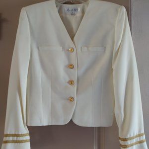 CREAM CHAUS SHIRT JACKET W/GOLD EMBROIDERY ON THE CUFFS